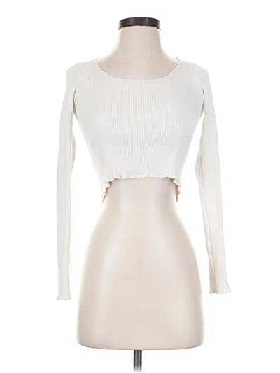 Pre-owned Brandy Melville Long Sleeve T-shirt In Ivory