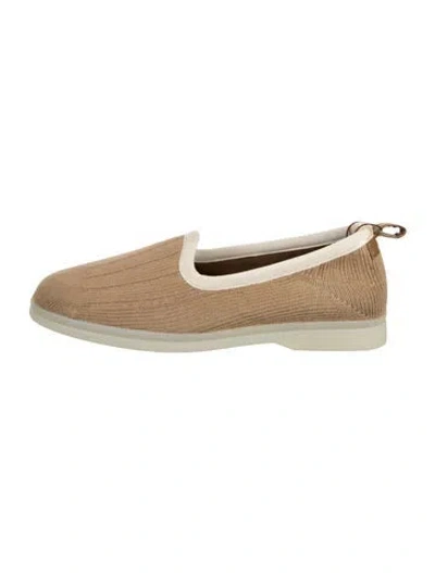 Pre-owned Brave Pudding Loafers In Gold