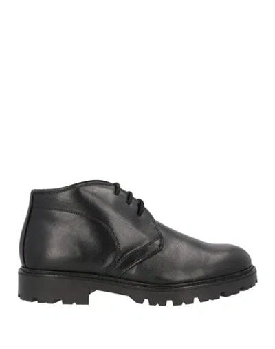 Brawn's Man Ankle Boots Black Size 7 Calfskin