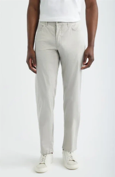Brax Cadiz Ultralight Straight Leg Stretch Cotton Pants In White