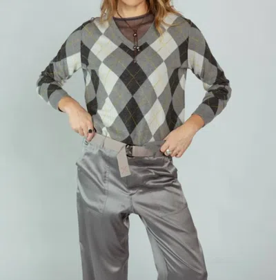 Brazeau Tricot Argyle V-neck Sweater In Feather In Multi
