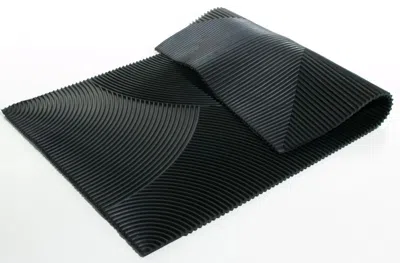 Breebe 18" X 30" Black Rubber Outdoor Door Mat