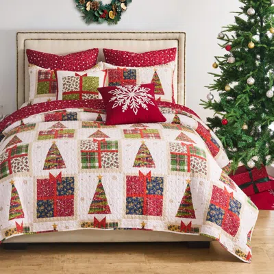 Breebe Deck The Halls Quilt Set 3-piece Full/queen