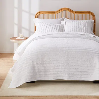 Breebe Ruffled White Quilt Set 3-piece King/cal King