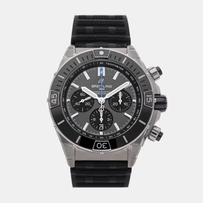 Pre-owned Breitling Super Chronomat B01 Eb0136251m1s1 In Gray