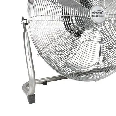 Brentwood 24'' Box Fan In Silver