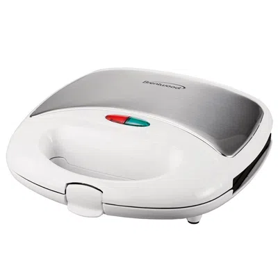 Brentwood Waffle Maker In White