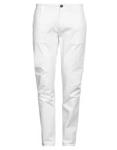 Brian Dales Pants In White
