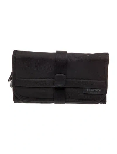 Pre-owned Briggs & Riley Canvas Clutch In Black