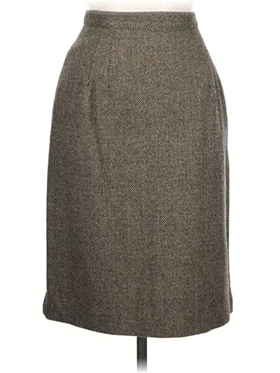 Pre-owned Briggs Formal Skirt In Gray