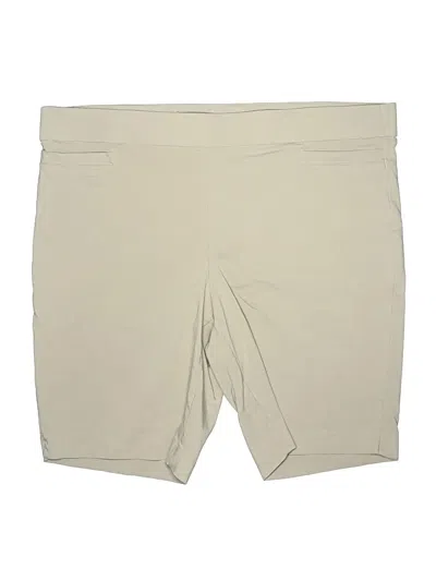 Pre-owned Briggs Khaki Shorts In Ivory