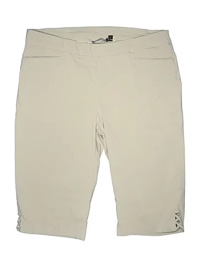 Pre-owned Briggs Khaki Shorts In Ivory