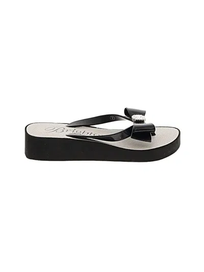 Pre-owned Brighton Flip Flops In Black