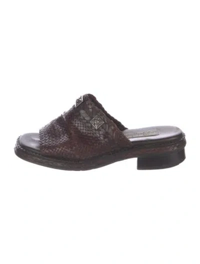 Pre-owned Brighton Leather Slides In Brown