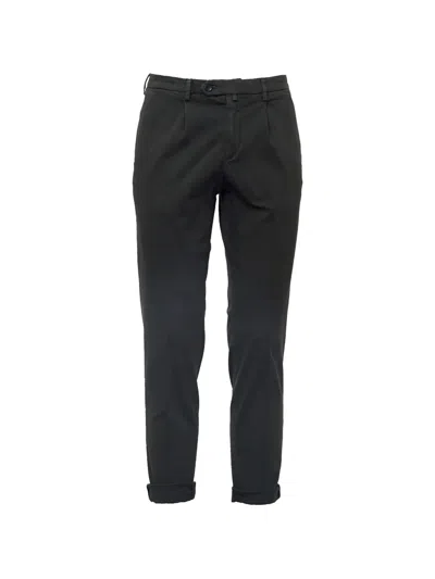 Briglia 1949 Slim-fit Black Trousers With Front Pleats And Tailored Silhouette In Red