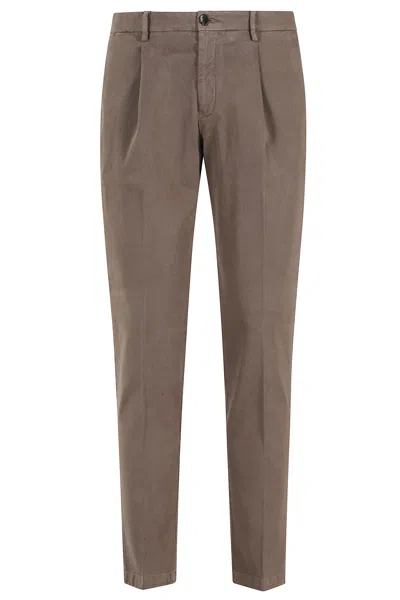 Briglia Pleated Biscuit Trousers In Overdyed Gabardine In Brown
