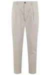 Briglia Tapered Cotton Stretch Pants With Pleats In Neutral