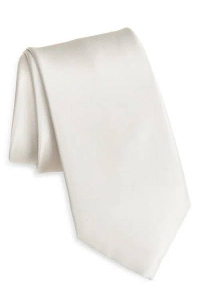 Brioni Formal Solid Silk Tie In White
