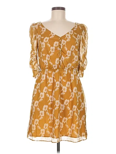 Pre-owned Broadway & Broome Casual Dress In Gold