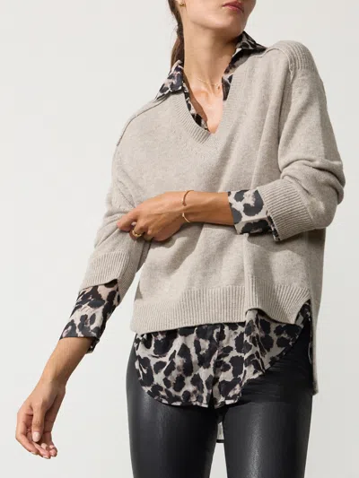 Brochu Walker The Looker Layered V-neck In Light Chia Printed Combo