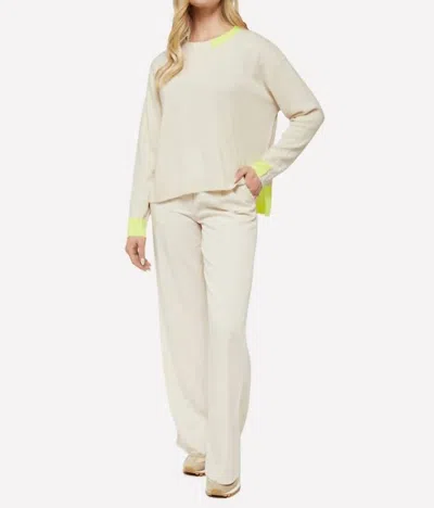Brodie Cashmere Billie Contrast Crew Neck Jumper In White And Neon