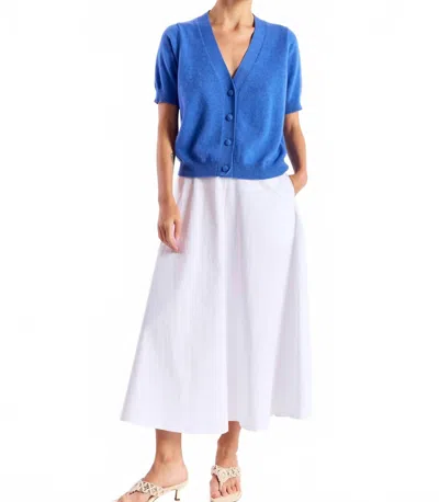 Brodie Cashmere Button Up Short Sleeve Cashmere Cardigan In Carolina In Blue