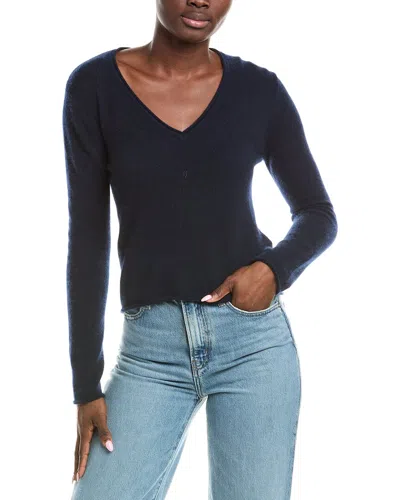 Brodie Cashmere Classic V-neck Cashmere Sweater In Blue