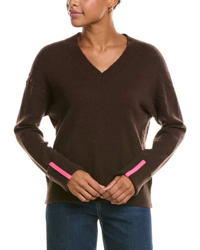 Brodie Cashmere Turn Back Cuffs V-neck Cashmere Sweater In Brown
