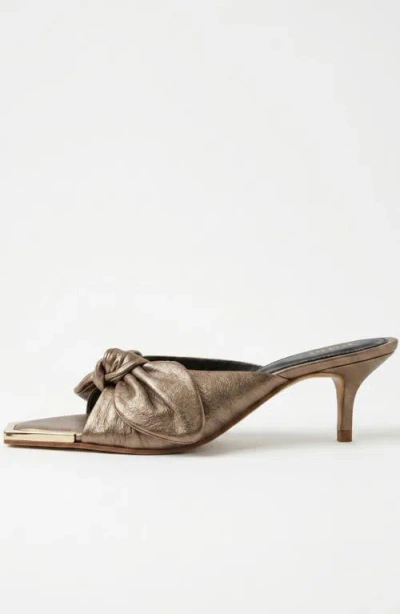 Bróg Brida Mule Kitten Heel Haumea Gold In Gray