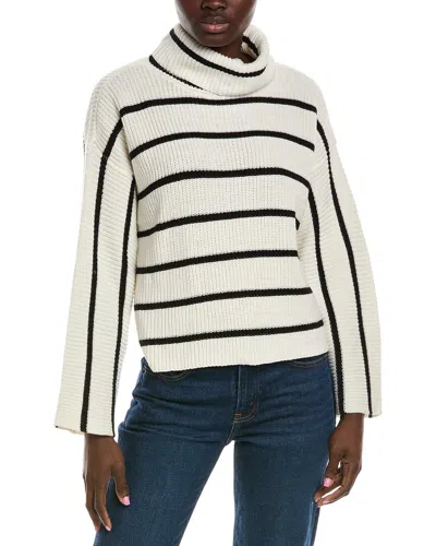 Brook + Lynn Crewneck Sweater In White