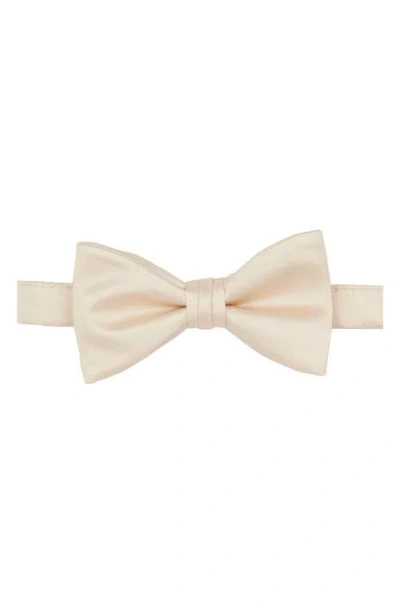 Brooklyn Brigade Solid Satin Pre-tied Bow Tie In Champagne
