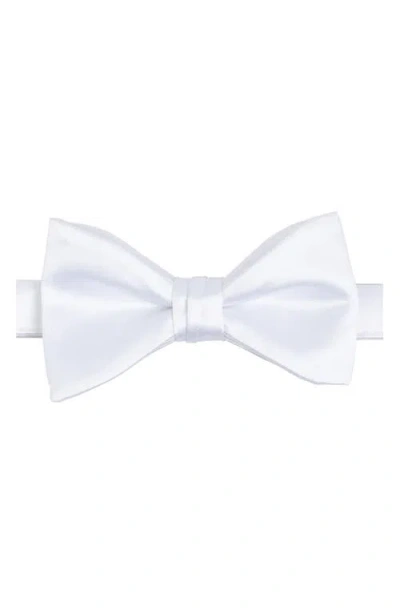 Brooklyn Brigade Solid Satin Pre-tied Bow Tie In White