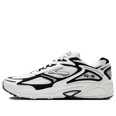Brooks Adrenaline Gts 4 Sneaker In Black