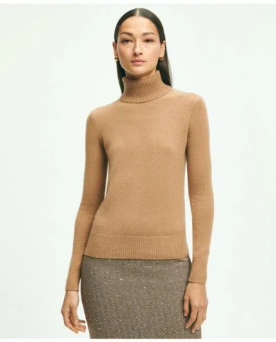 Brooks Brothers Cashmere Turtleneck | Tan | Size Large In Tan