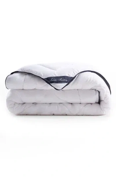 Brooks Brothers Climate Turkish Cotton Comforter In White