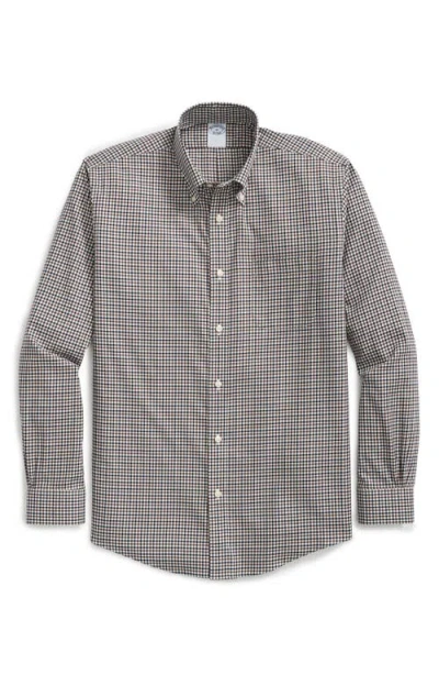 Brooks Brothers Fall Check Regular Fit Non-iron Stretch Button-down Shirt In Ivorywp