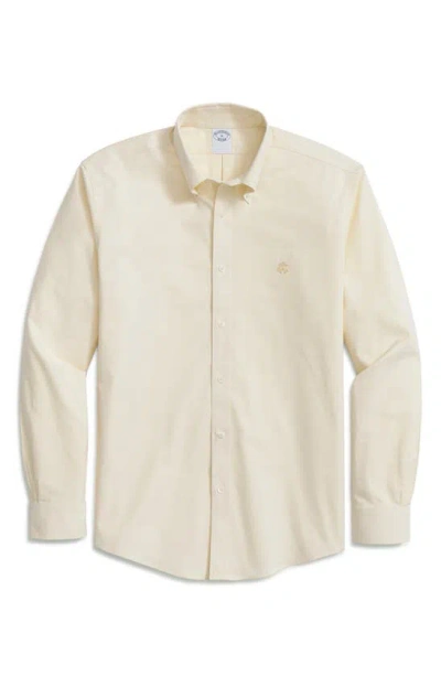 Brooks Brothers Regular Fit Stretch Button-down Oxford Shirt In Mellow Yellow