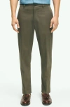 Brooks Brothers Regular Fit Stretch Cotton Advantage Chinos In Magnet
