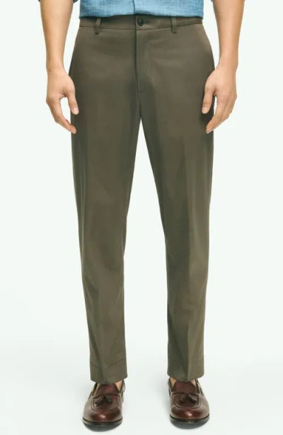Brooks Brothers Regular Fit Stretch Cotton Advantage Chinos In Magnet
