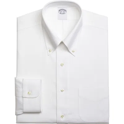 Brooks Brothers Solid Non-iron Regular Fit Dress Shirt In Solid White