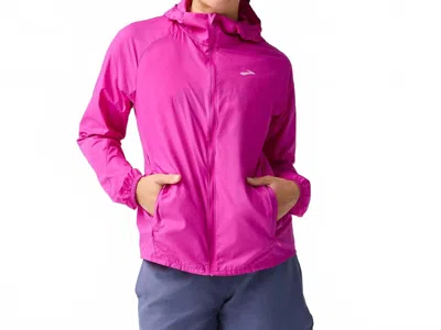 Brooks Canopy Jacket In Magenta In Pink