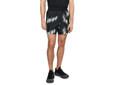 Brooks Dash Shorts Printed In Black