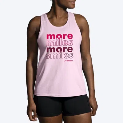 Brooks Distance Tank 2.0 Top In Quartz/more Miles In Pink
