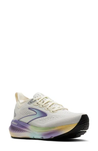Brooks Glycerin 23 Running Shoe In White
