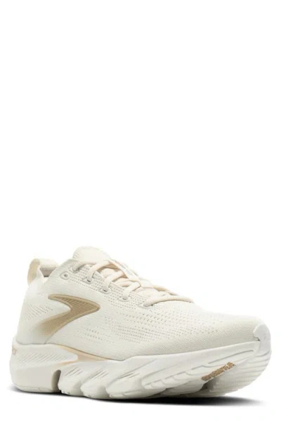 Brooks Glycerin Flex Running Sneaker In White