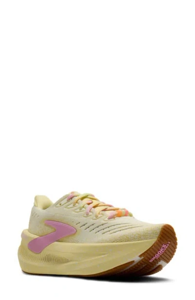 Brooks Glycerin Max 2 Hybrid Running Shoe In Yellow