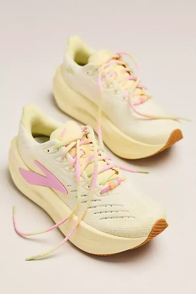 Brooks Glycerin Max Sneakers In Yellow