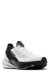 Brooks Glycerin Stealthfit 22 Running Shoe In White/grey/black