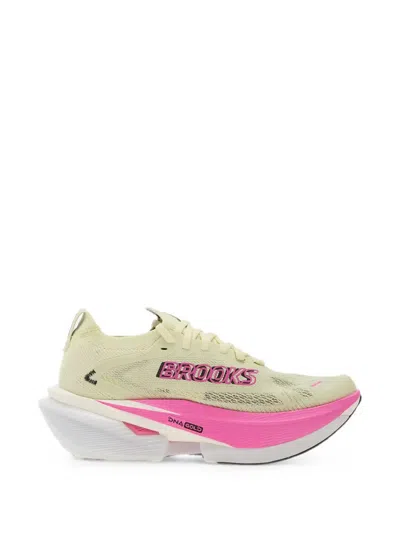Brooks Hyperion Max 3 Sneakers In Yellow