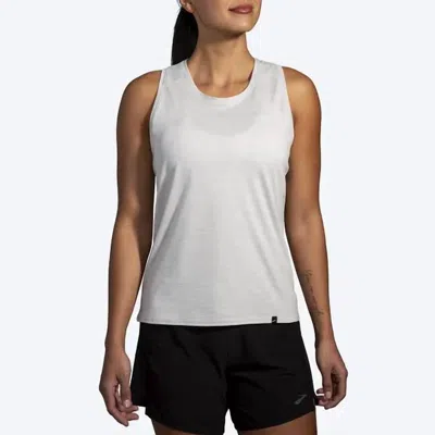 Brooks Luxe Tank In Heather Light Ash In White